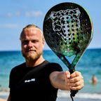 MATCHU - Padel racket - Inclusief een draagtas - 100% carbon frame, fiberglasse toplaag en zacht EVA foam - 3D grip technologie