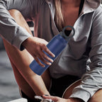 Vacuüm geïsoleerde magnetische waterfles - 24oz Gym & Sport Fles met telefoonhouder | Lekvrije magnetische fles voor buiten rijden, auto en sportschool