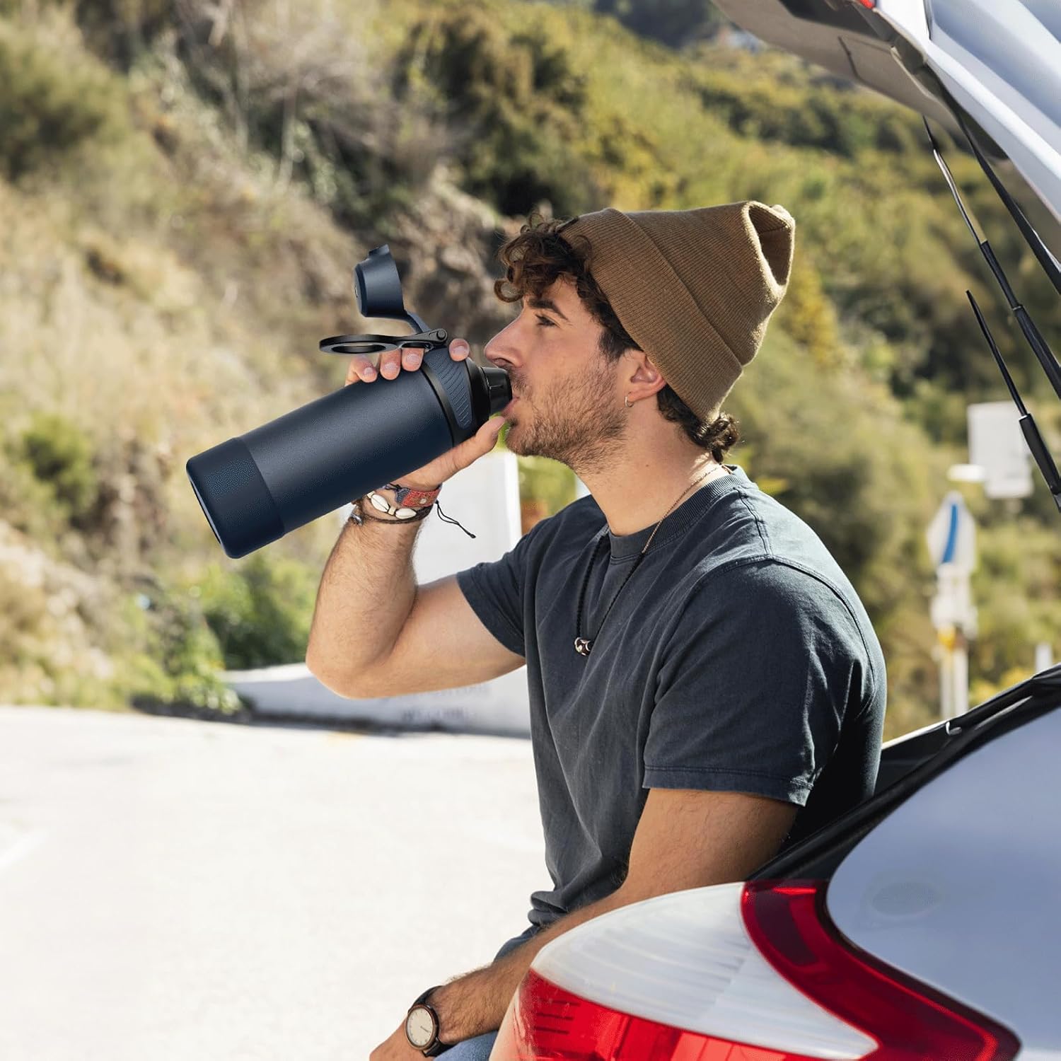 Fjbottle Thermosfles met rietje, magnetische handgreep voor telefoon + dubbel drinksysteem, sportfles, 1 l/700/600 ml, opening met 1 klik, BPA-vrij, lekvrij, voor fitnessstudio, yoga